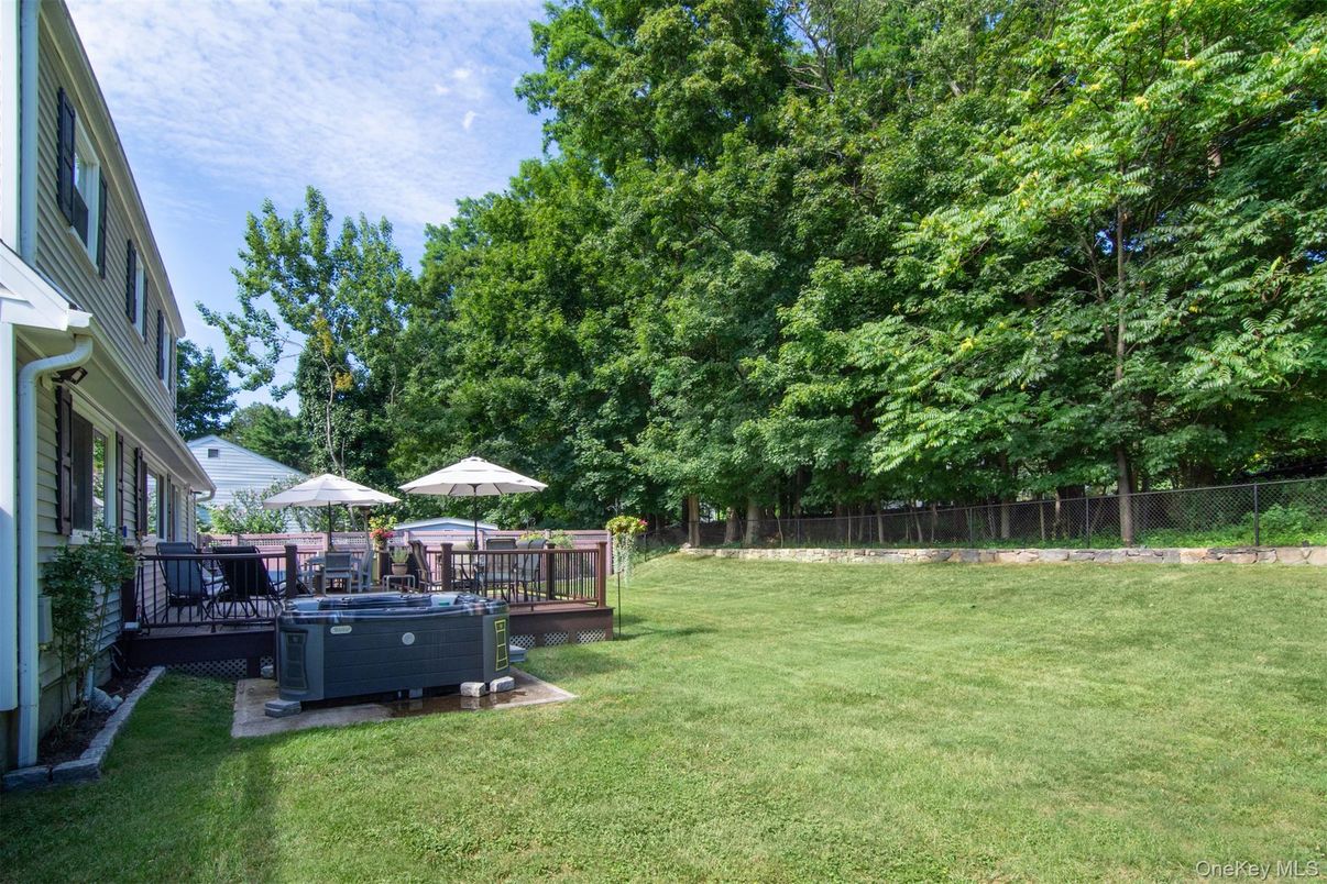 Backyard, Exterior, Hot Tub