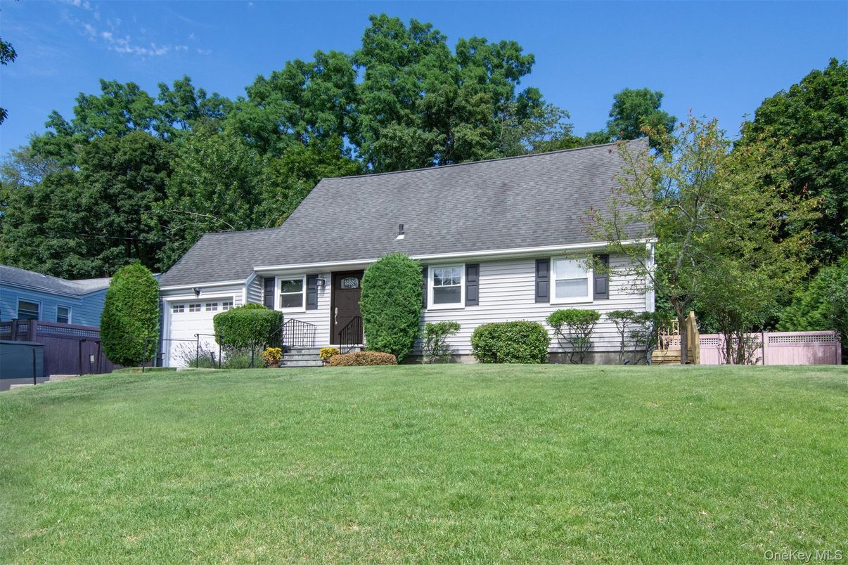 Attached, Backyard, Exterior, Facade, Cape Cod