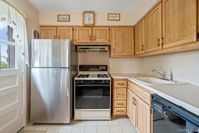 Interior, Kitchen