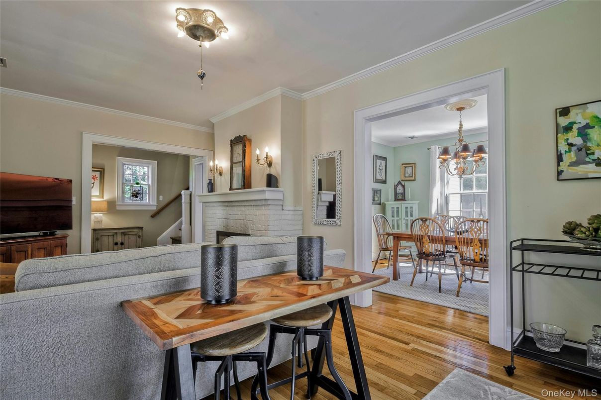 Chandelier, Dining room, Interior, Wood Texture Flooring