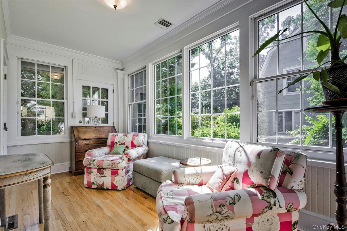 Interior, Living room, Sun Room, Wood Texture Flooring