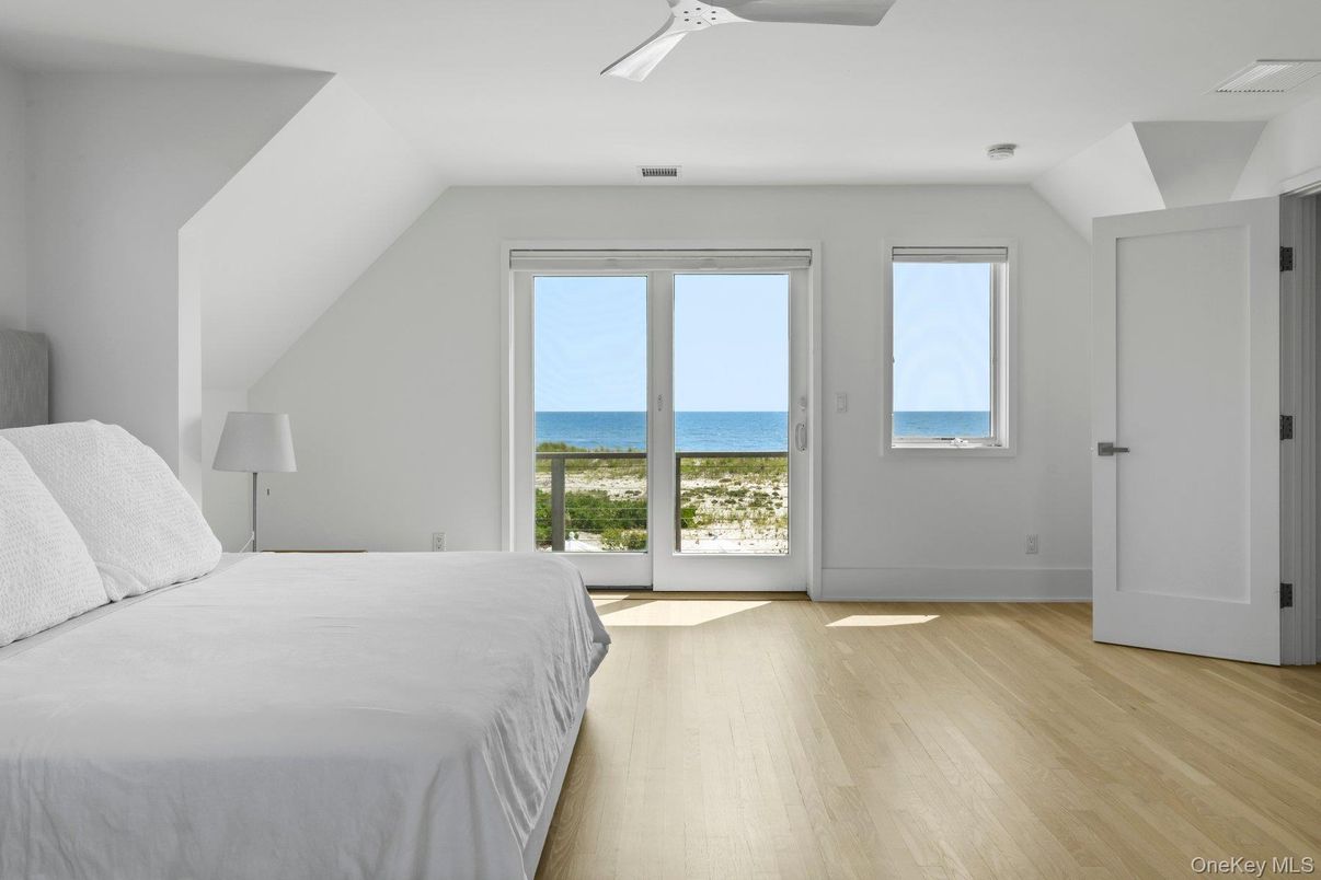 Bedroom, Interior, Water, Wood Texture Flooring