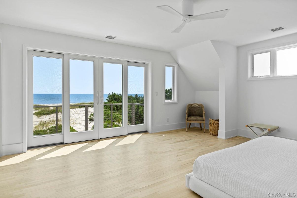 Bedroom, Interior, Water, Wood Texture Flooring
