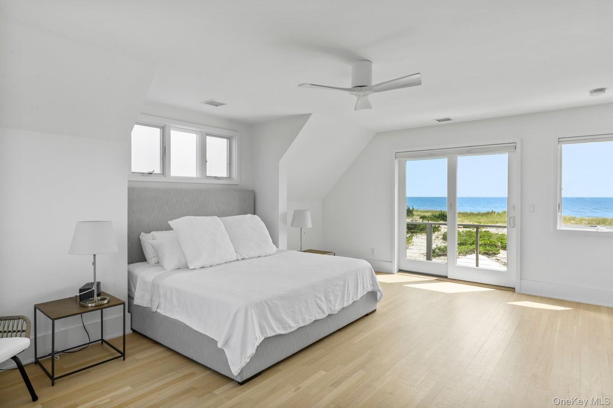 Bedroom, Interior, Water, Wood Texture Flooring