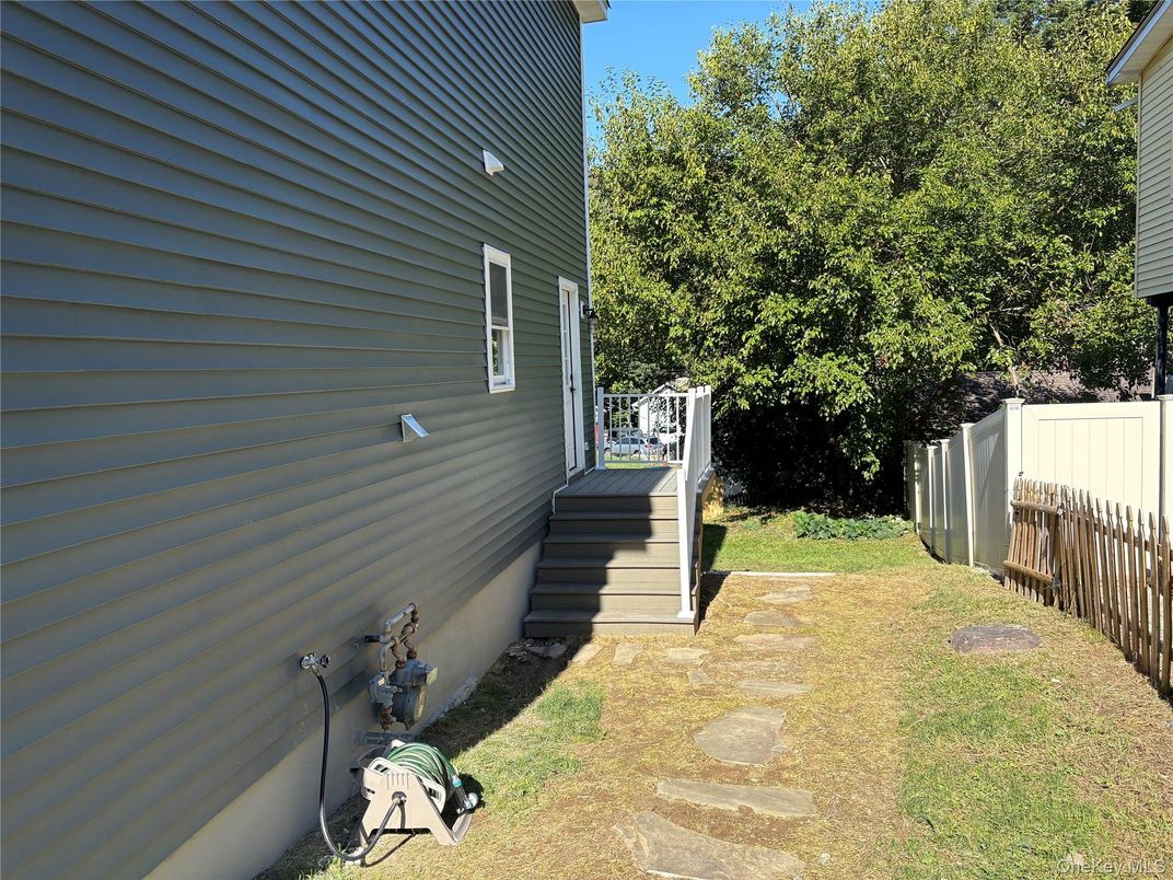 Backyard, Exterior