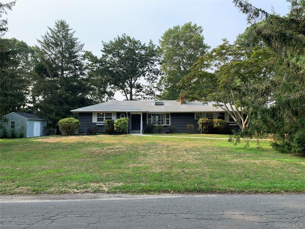 Backyard, Exterior, Facade, Ranch