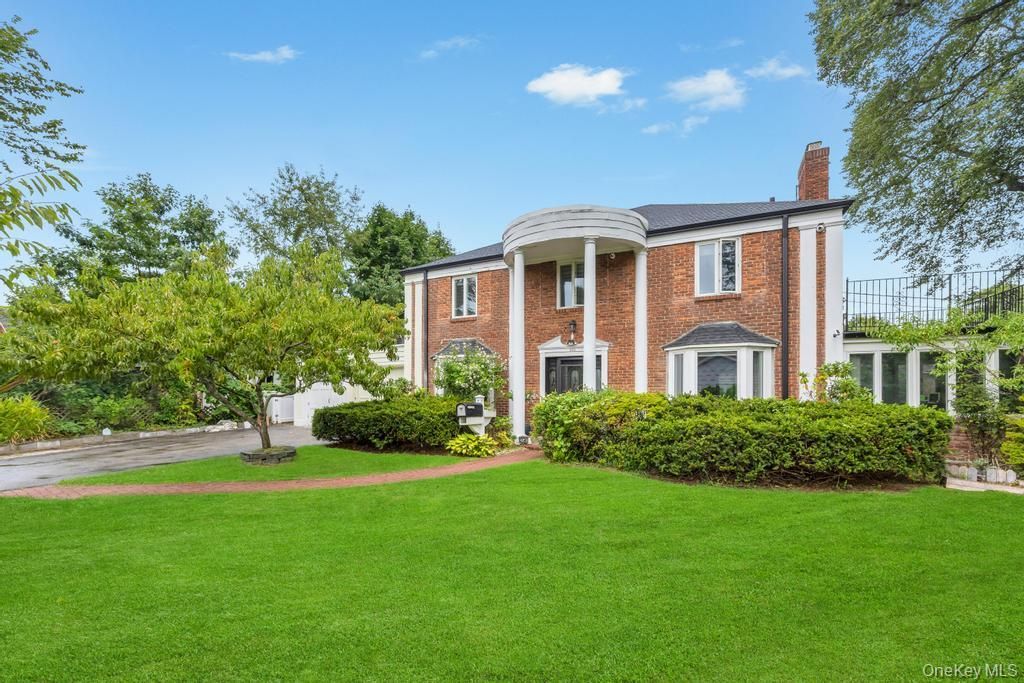 Backyard, Exterior, Facade, Brick Facade, Georgian