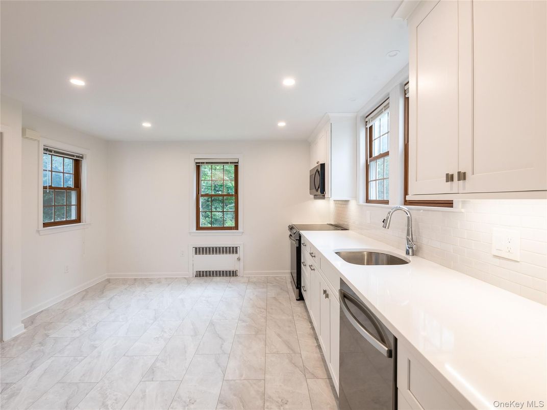 Interior, Kitchen, Marble, Recessed Lighting