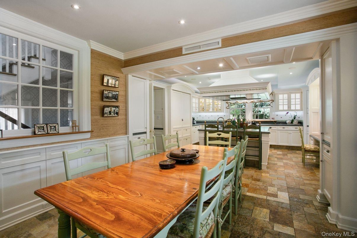 Dining room, Interior, Kitchen, Recessed Lighting