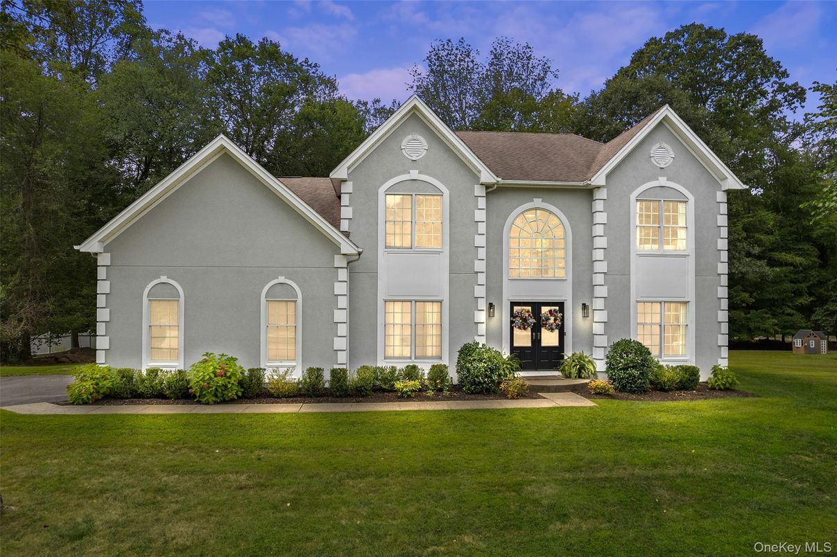Exterior, Facade, Brick Traditional