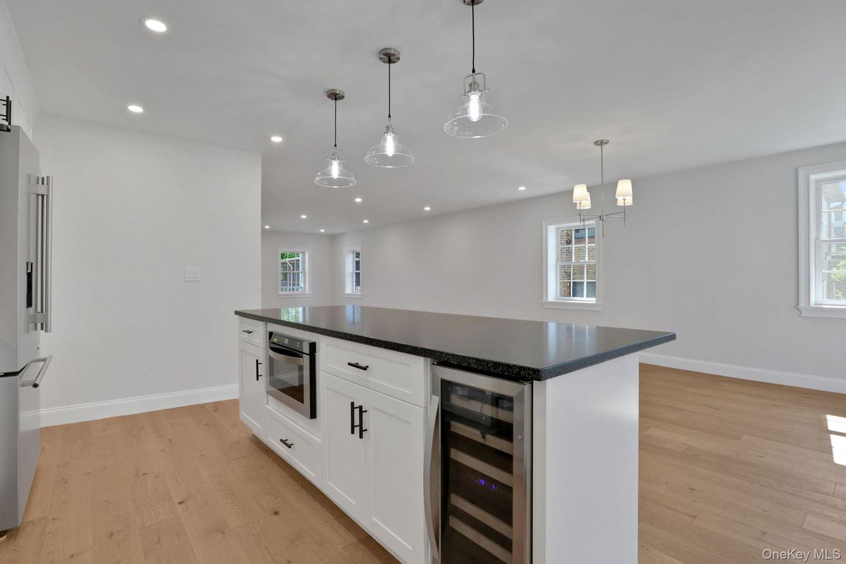 Interior, Kitchen, Pendant Lights, Recessed Lighting, Wood Texture Flooring