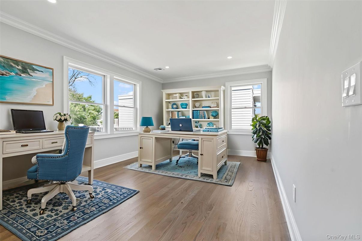 Home Office, Interior, Recessed Lighting, Wood Texture Flooring