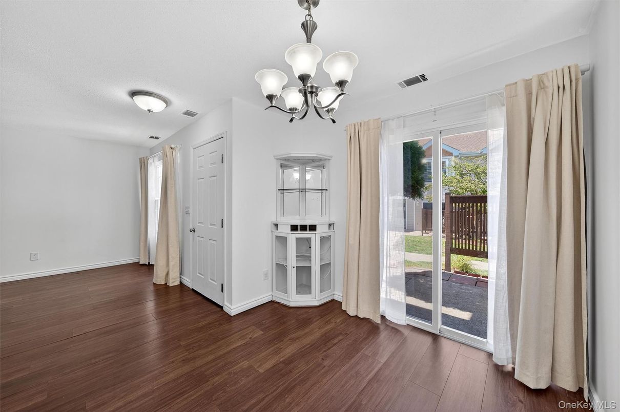 Chandelier, Interior, Wood Texture Flooring