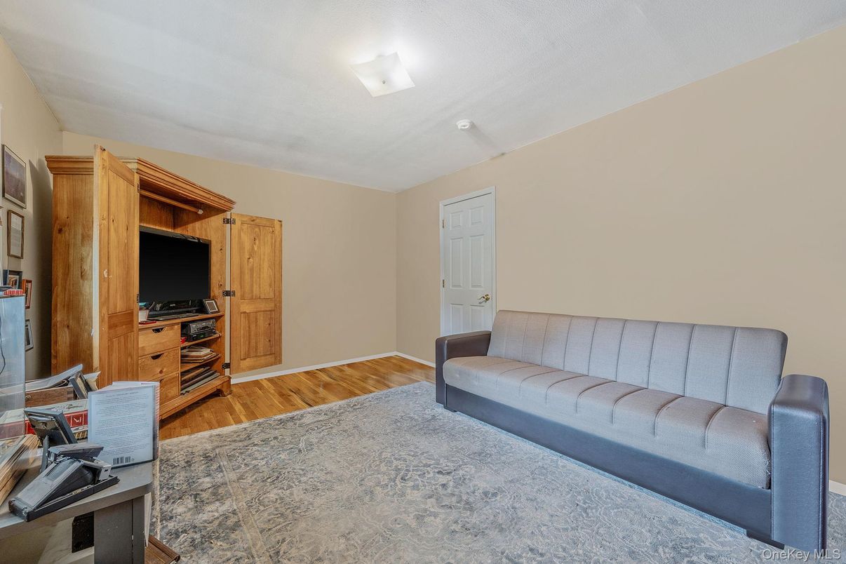 DE Listing image placeholder