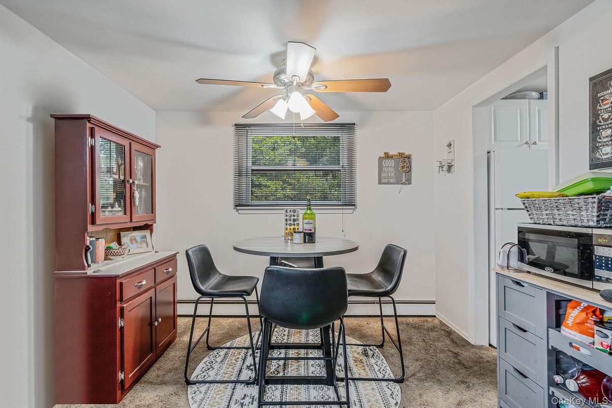 Dining room, Interior