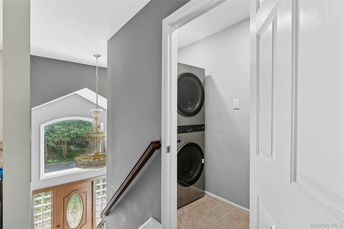 Interior, Pendant Lights, Utility Closets, Washer