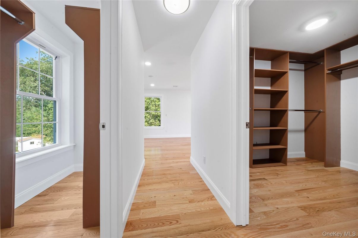 Interior, Recessed Lighting, Walk-in Closets, Wood Texture Flooring