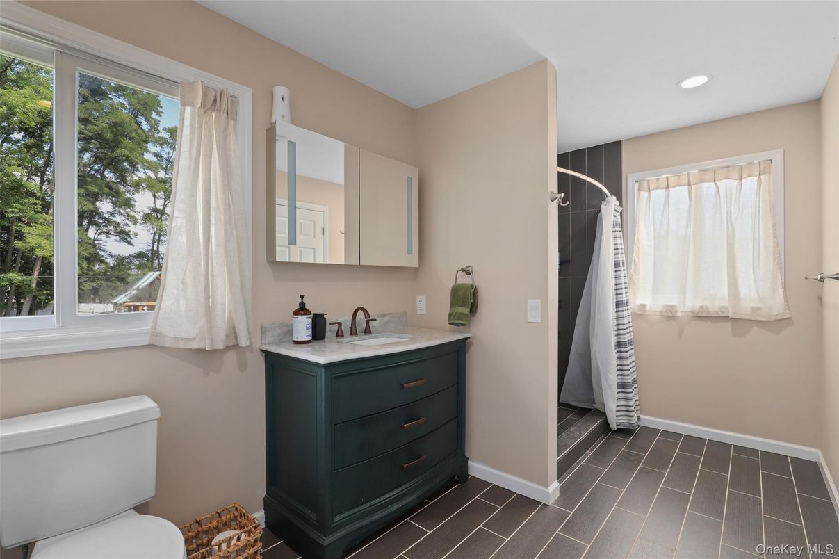 Bathroom, Interior, Recessed Lighting, Wood Texture Flooring