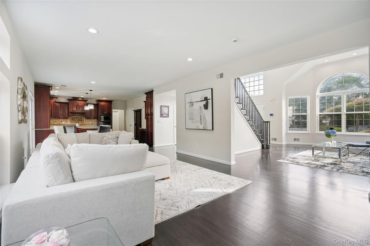 Interior, Kitchen, Living room, Pendant Lights, Recessed Lighting, Stainless Steel Appliances, Wood Texture Flooring