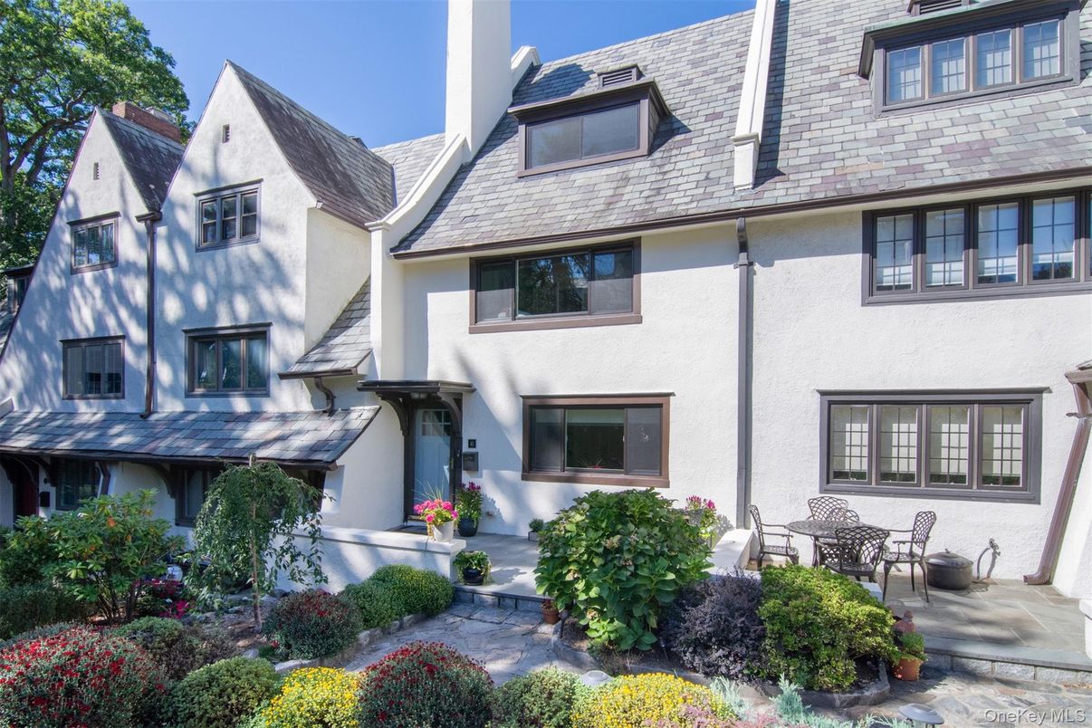 Exterior, Facade, Tudor Revival
