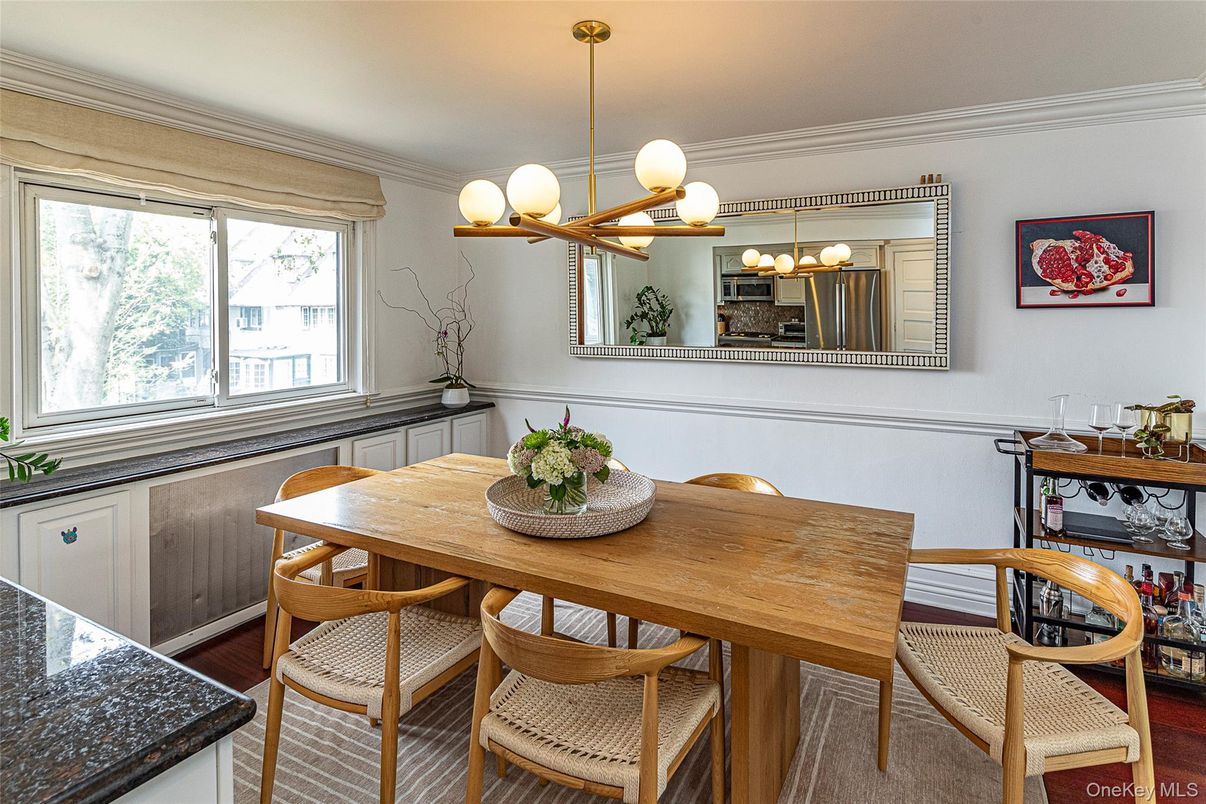 Dining room, Interior, Pendant Lights