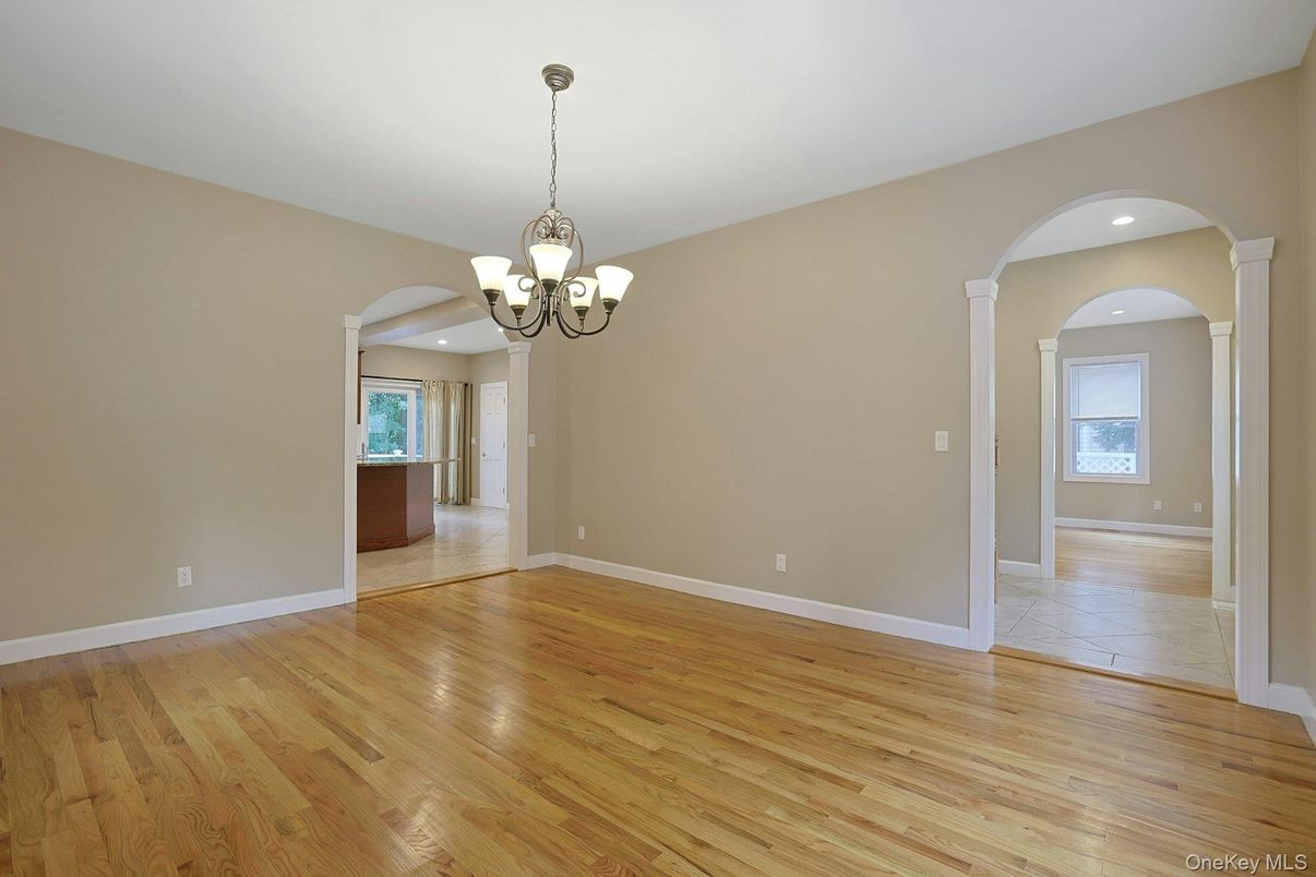 Chandelier, Empty room, Interior, Recessed Lighting, Wood Texture Flooring