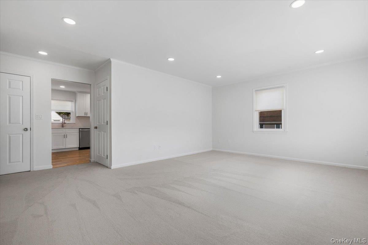 Empty room, Interior, Kitchen, Recessed Lighting
