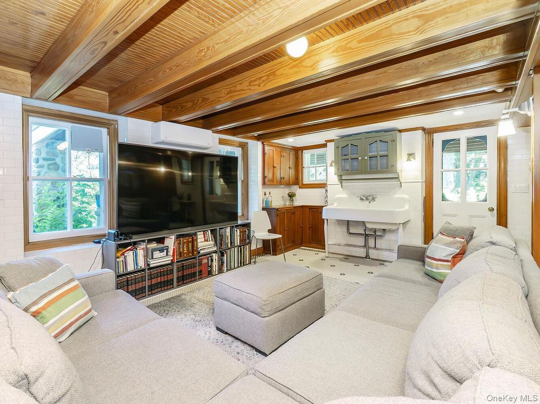 Interior, Living room, Wooden Beams, Wooden Ceilings