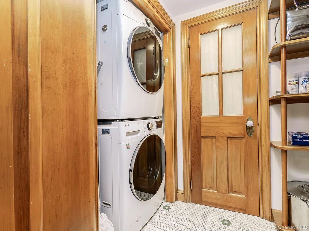 Interior, Utility Closets, Washer