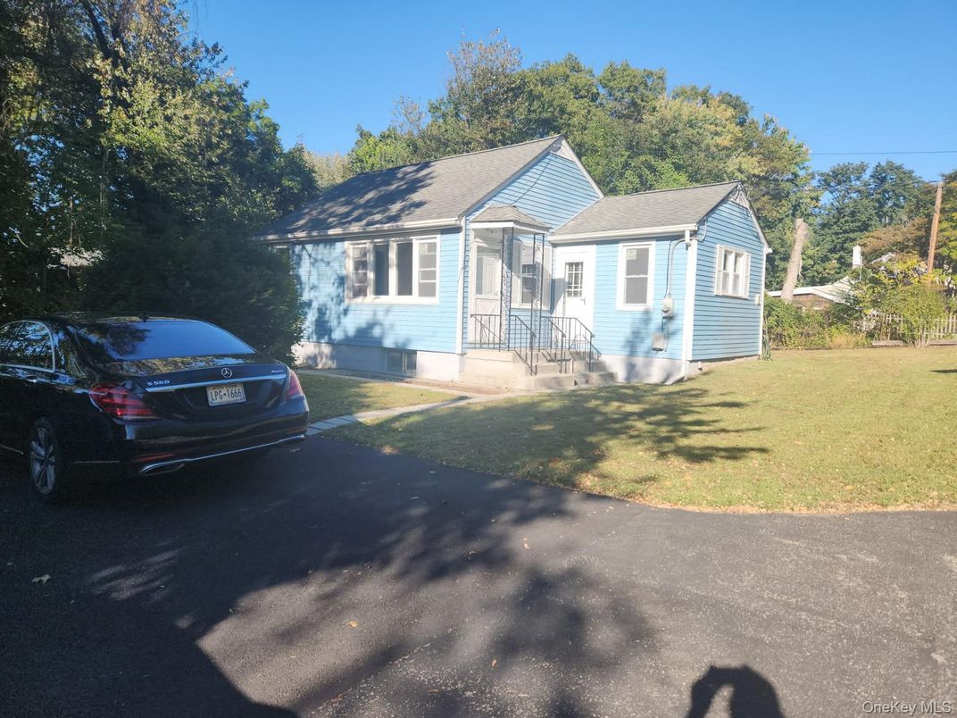 Backyard, Exterior, Facade, Cape Cod