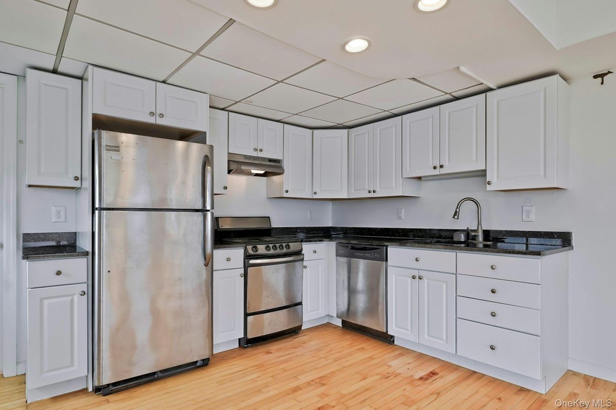 Interior, Kitchen, Recessed Lighting, Stainless Steel Appliances, Wood Texture Flooring