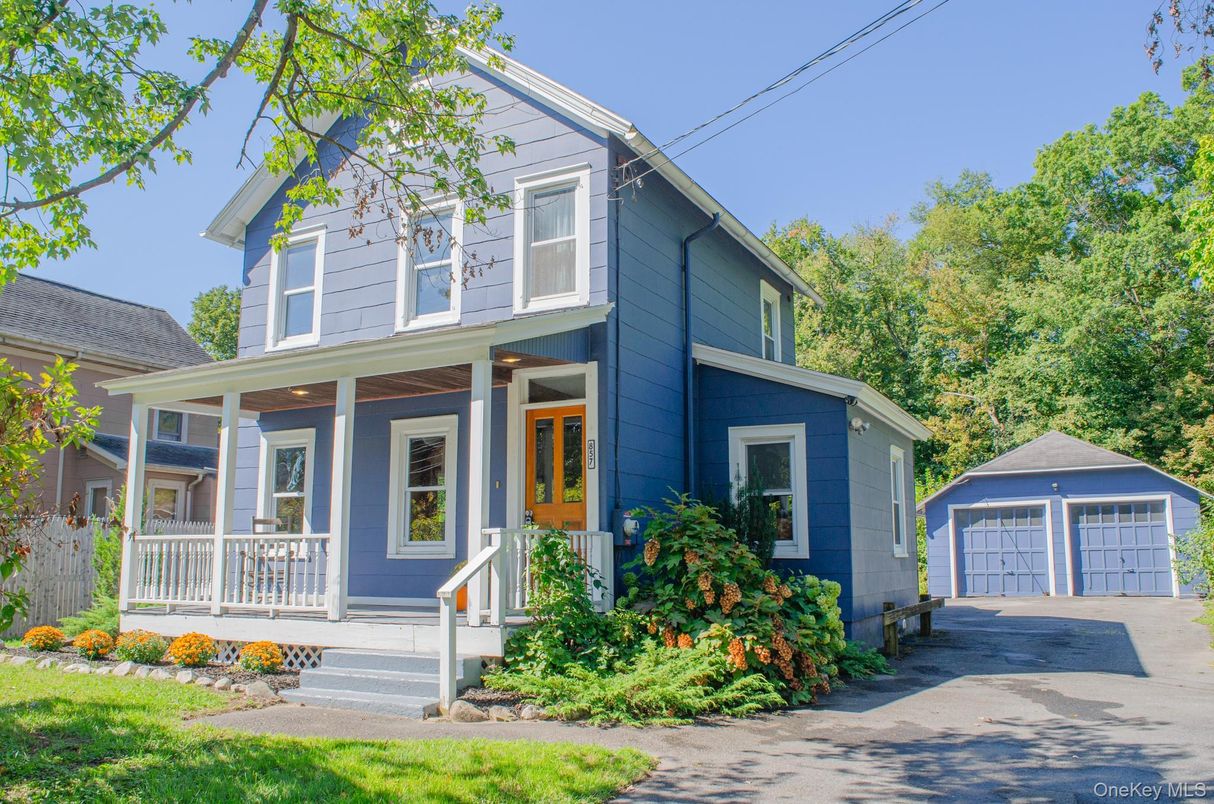 Detached Garage, Exterior, Facade, Queen Anne Victorian