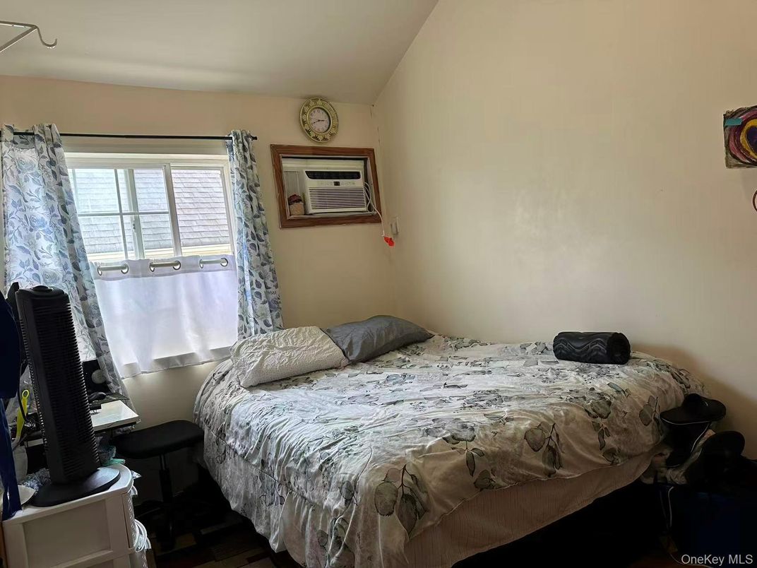 Bedroom, Interior, Water, Wood Texture Flooring