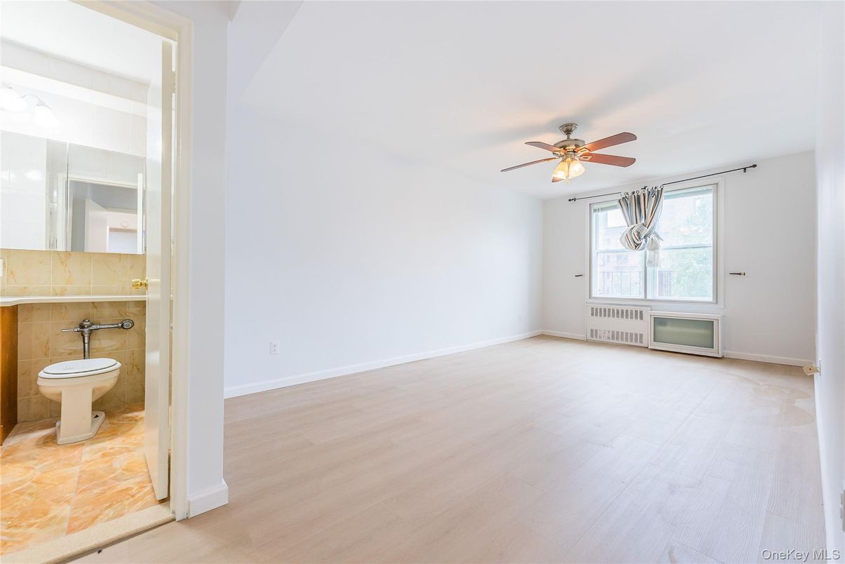 Bathroom, Empty room, Interior, Wood Texture Flooring