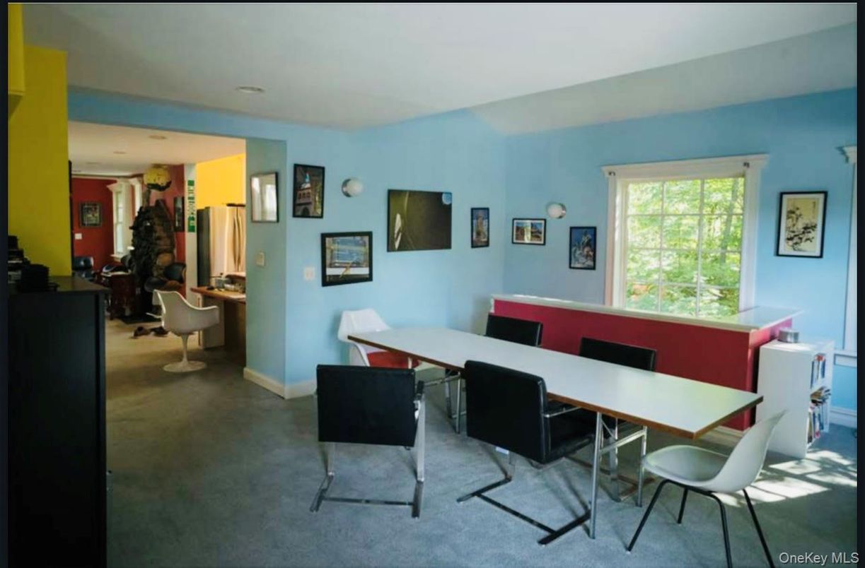 Dining room, Interior, Recessed Lighting