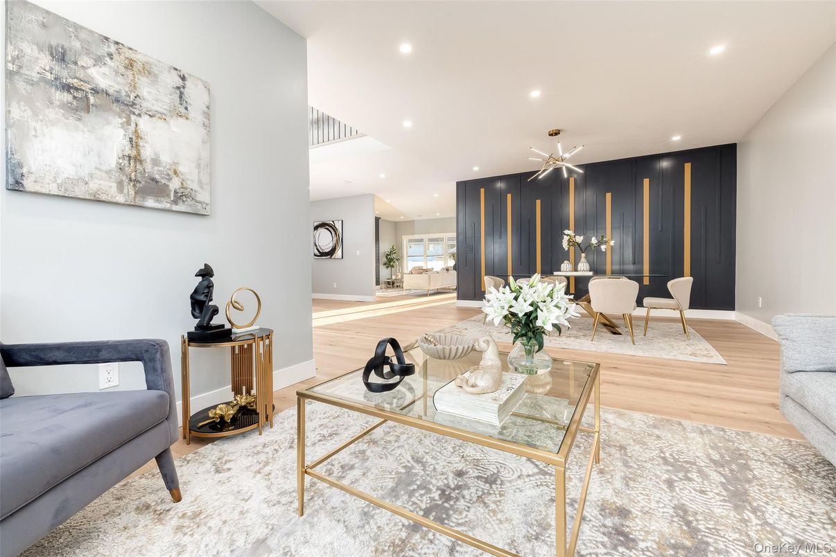 Dining room, Interior, Living room, Pendant Lights, Recessed Lighting, Wood Texture Flooring