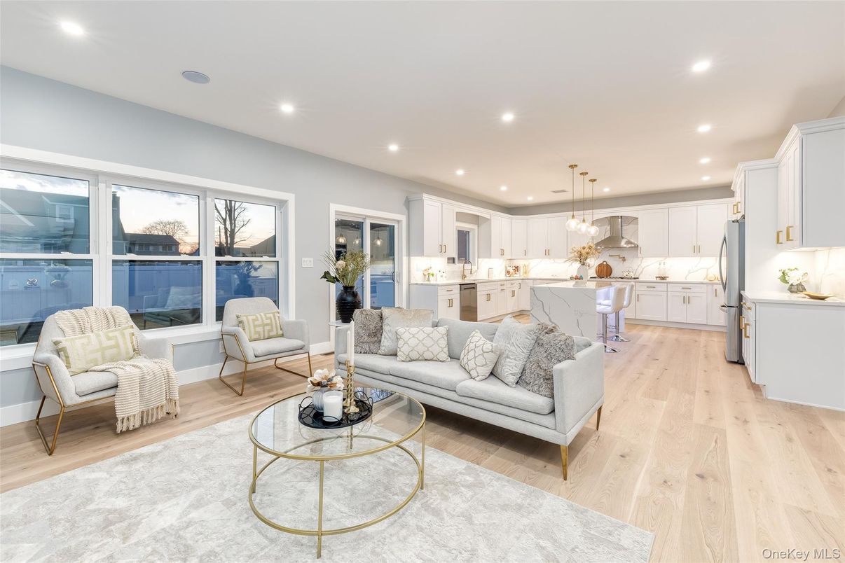Interior, Kitchen, Living room, Pendant Lights, Recessed Lighting, Stainless Steel Appliances, Wood Texture Flooring