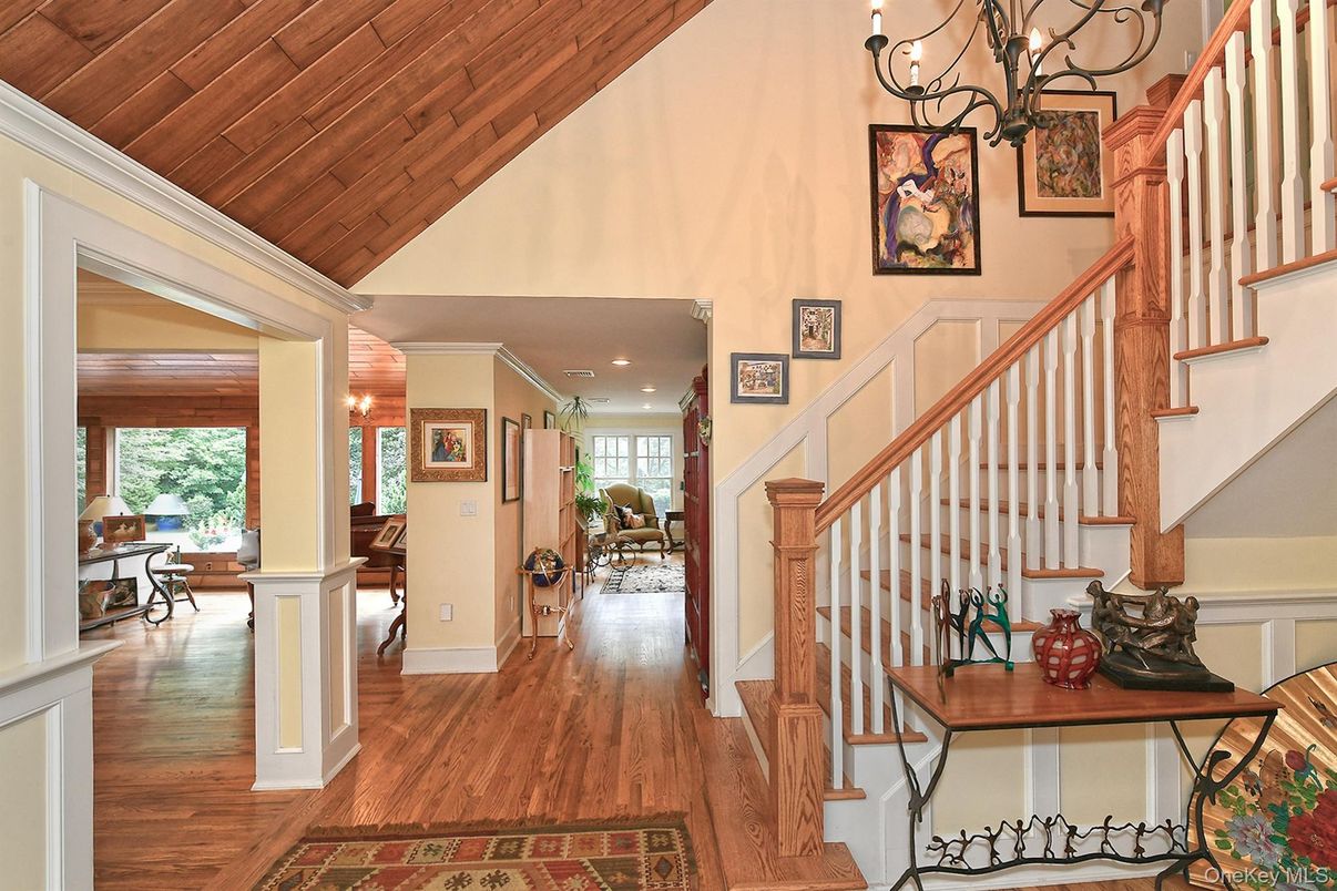 Chandelier, Interior, Recessed Lighting, Wooden Ceilings, Wood Texture Flooring