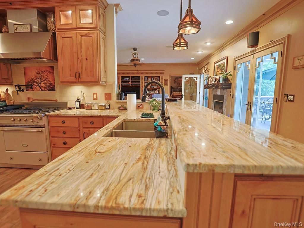 Interior, Kitchen, Pendant Lights, Recessed Lighting