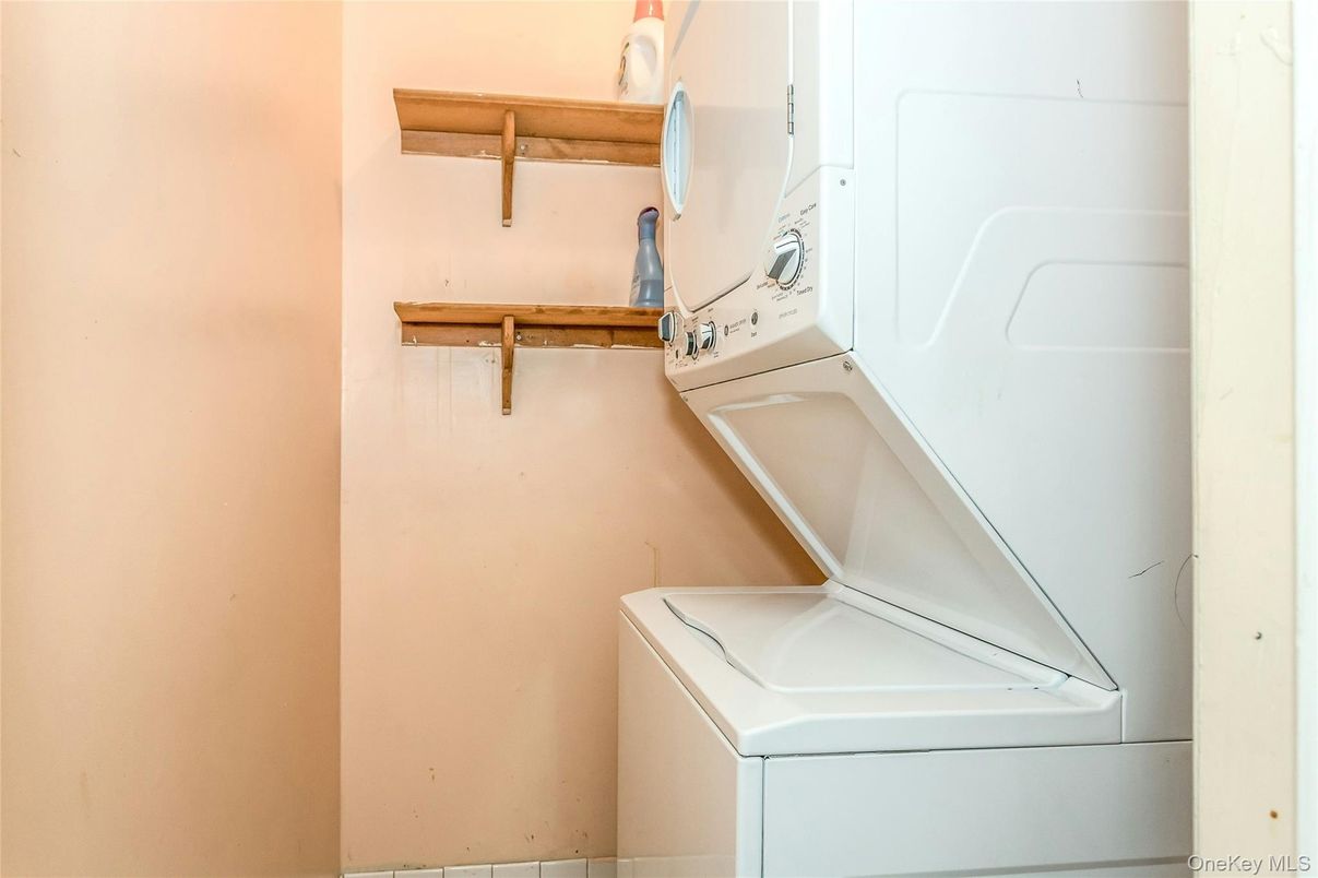 Interior, Utility Closets, Washer