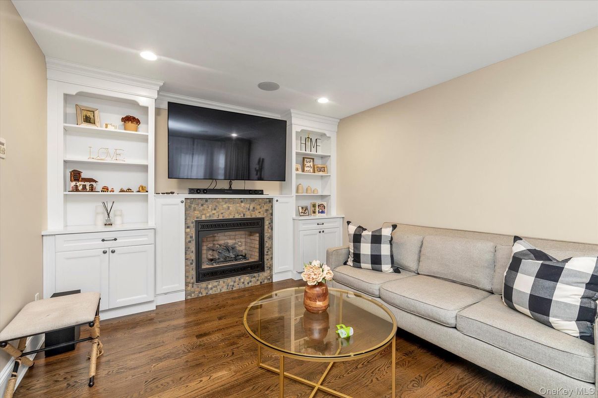Fireplace, Interior, Living room, Recessed Lighting, Wood Texture Flooring