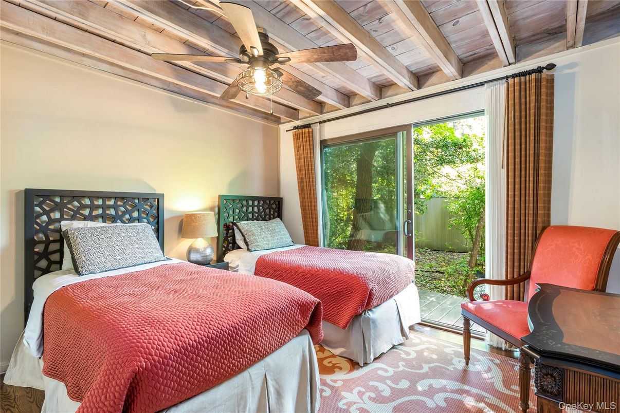 Bedroom, Interior, Wooden Beams, Wooden Ceilings
