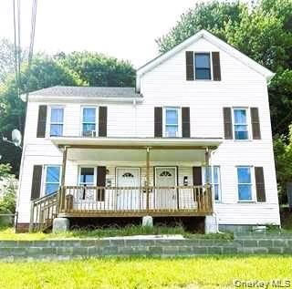 Exterior, Facade, Farmhouse