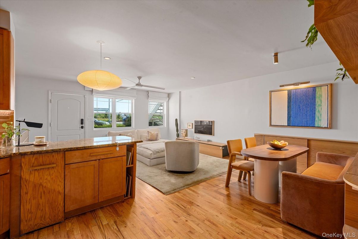 Dining room, Interior, Living room, Pendant Lights, Recessed Lighting, Wood Texture Flooring