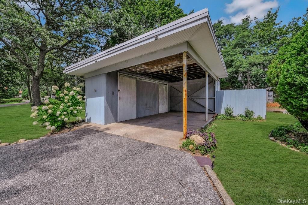 Backyard, Detached Garage, Exterior