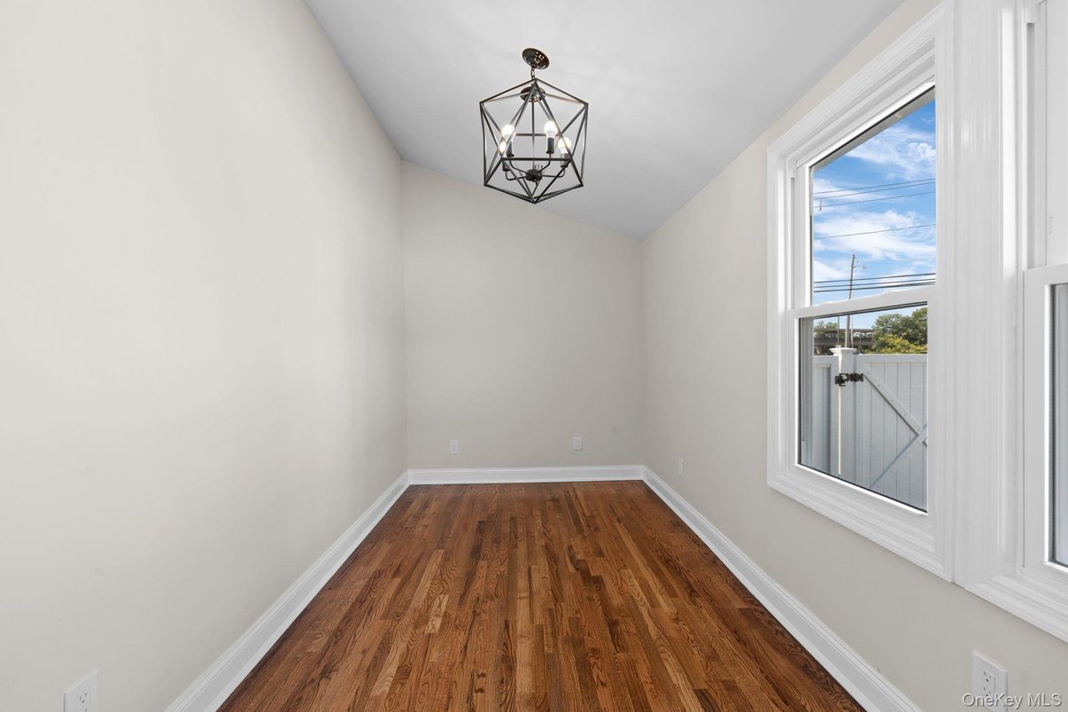 Empty room, Interior, Pendant Lights, Wood Texture Flooring