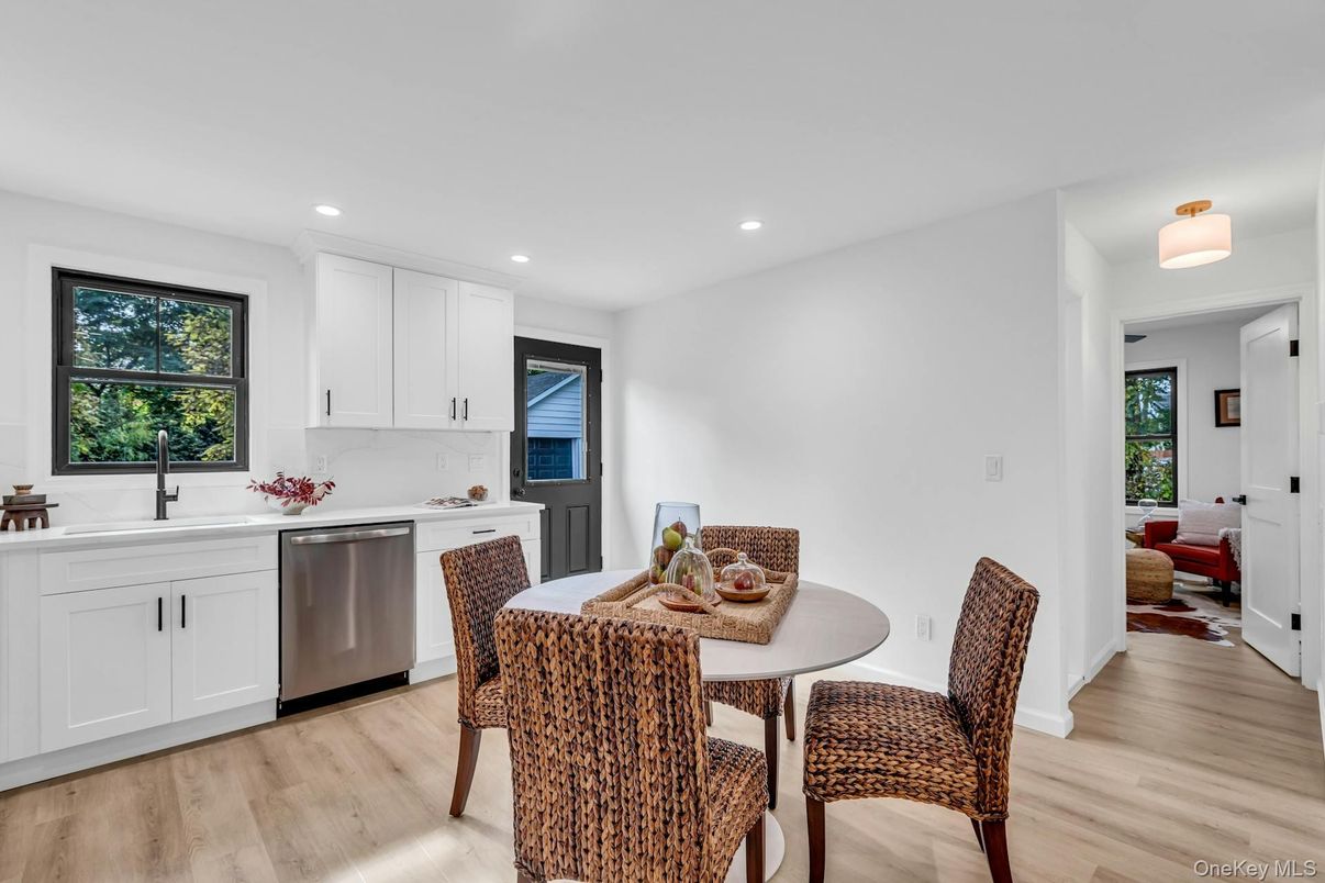 Dining room, Interior, Kitchen, Recessed Lighting, Stainless Steel Appliances, Wood Texture Flooring