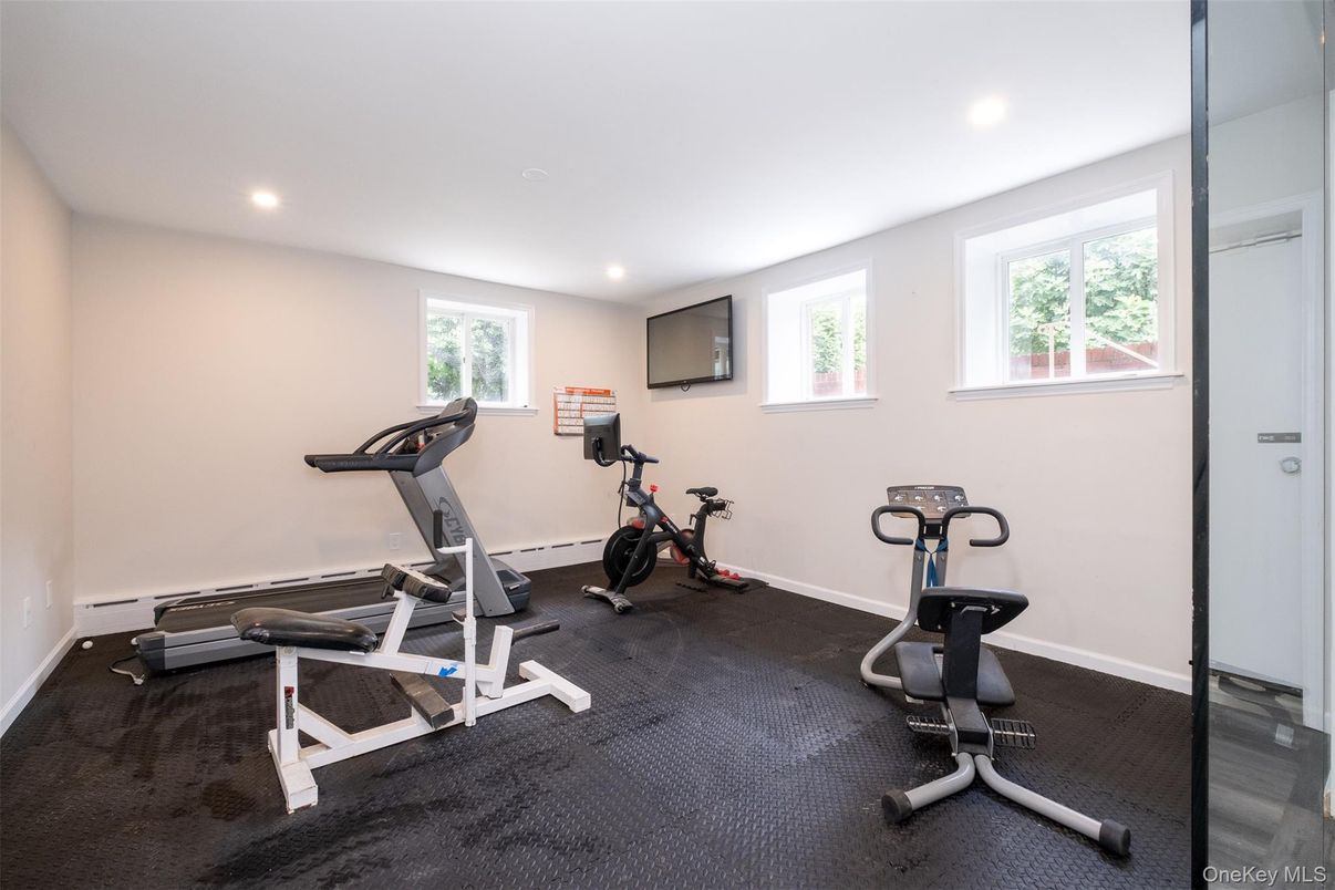 Fitness Equipment, Interior, Recessed Lighting