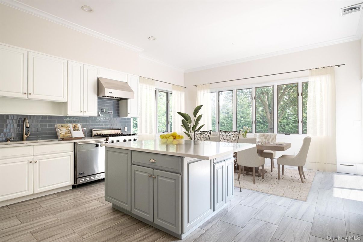 Dining room, Interior, Kitchen, Recessed Lighting, Stainless Steel Appliances, Wood Texture Flooring