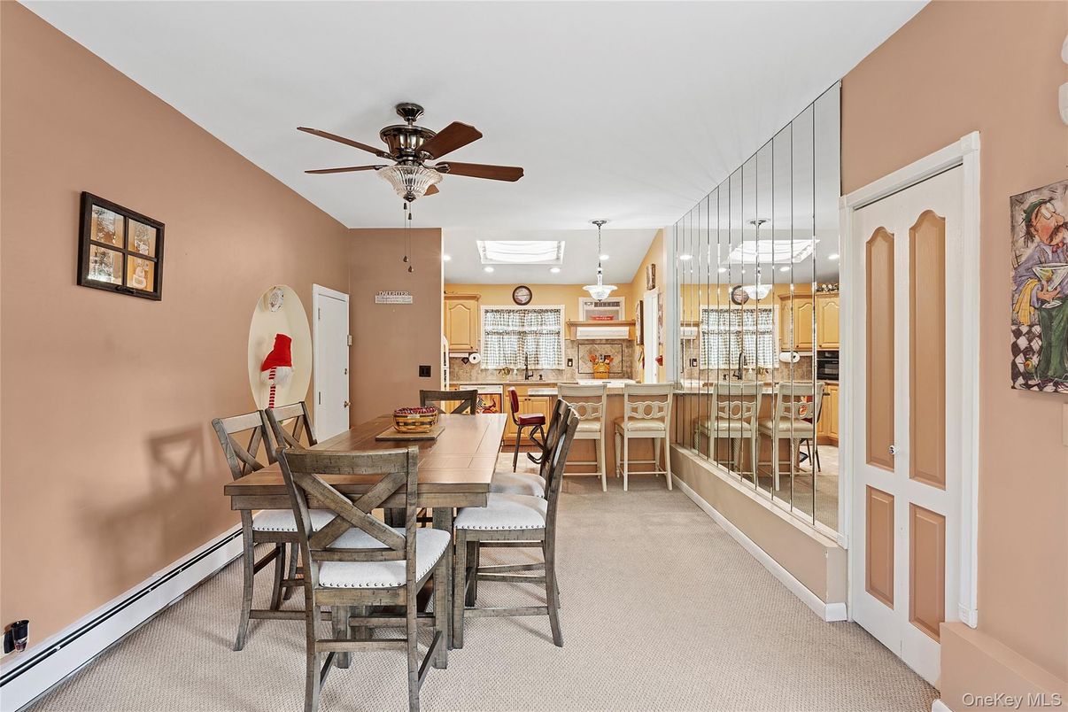Dining room, Interior, Kitchen, Pendant Lights